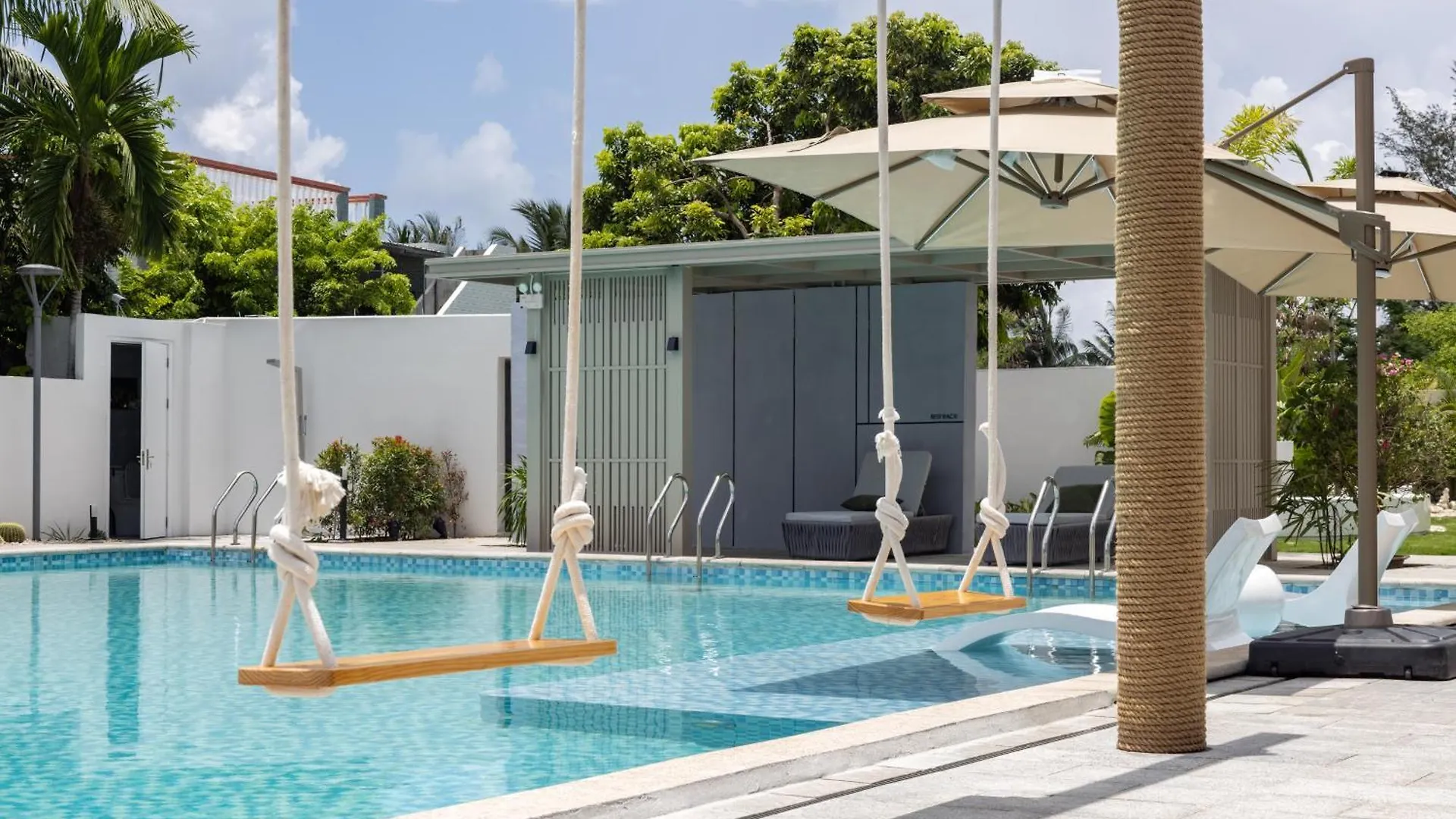 Sanya Haishi Swimming Pool Design Hotel 3*,