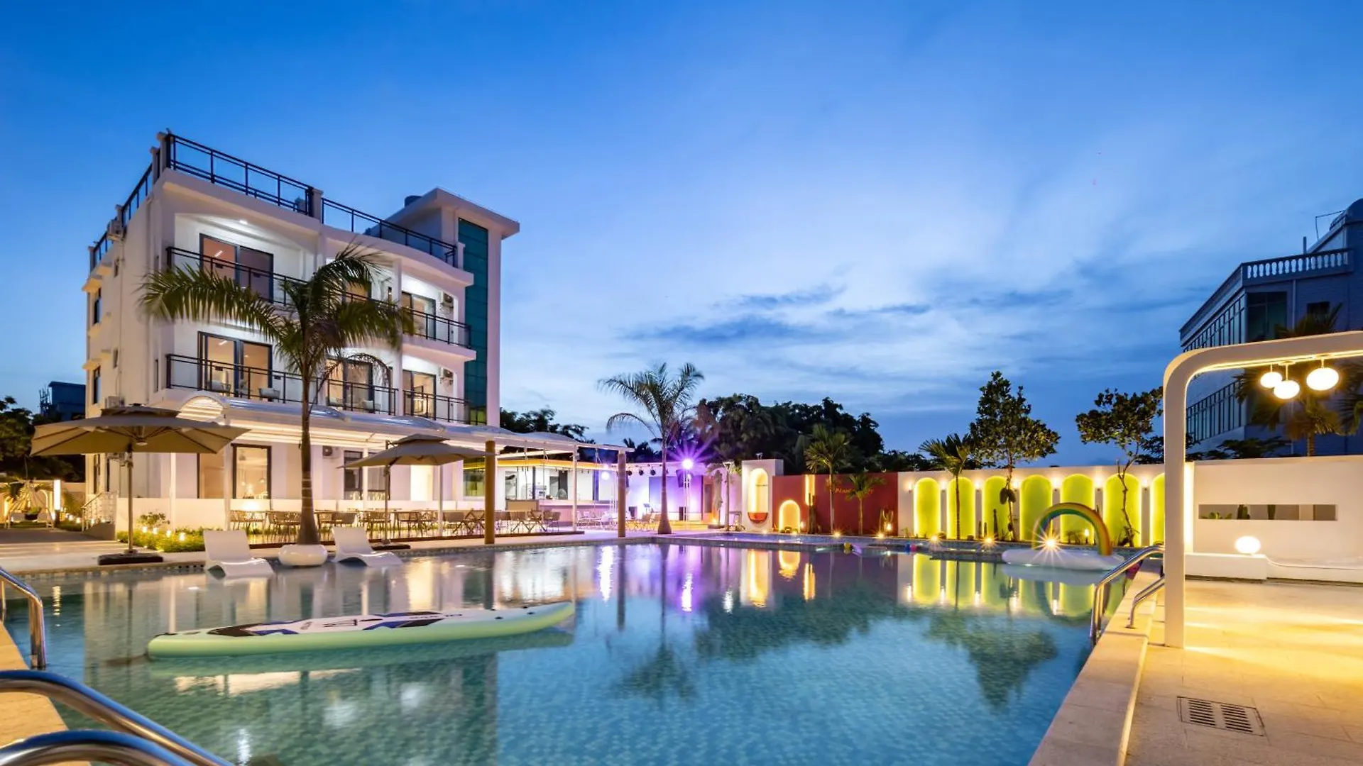 Sanya Haishi Swimming Pool Design Hotel