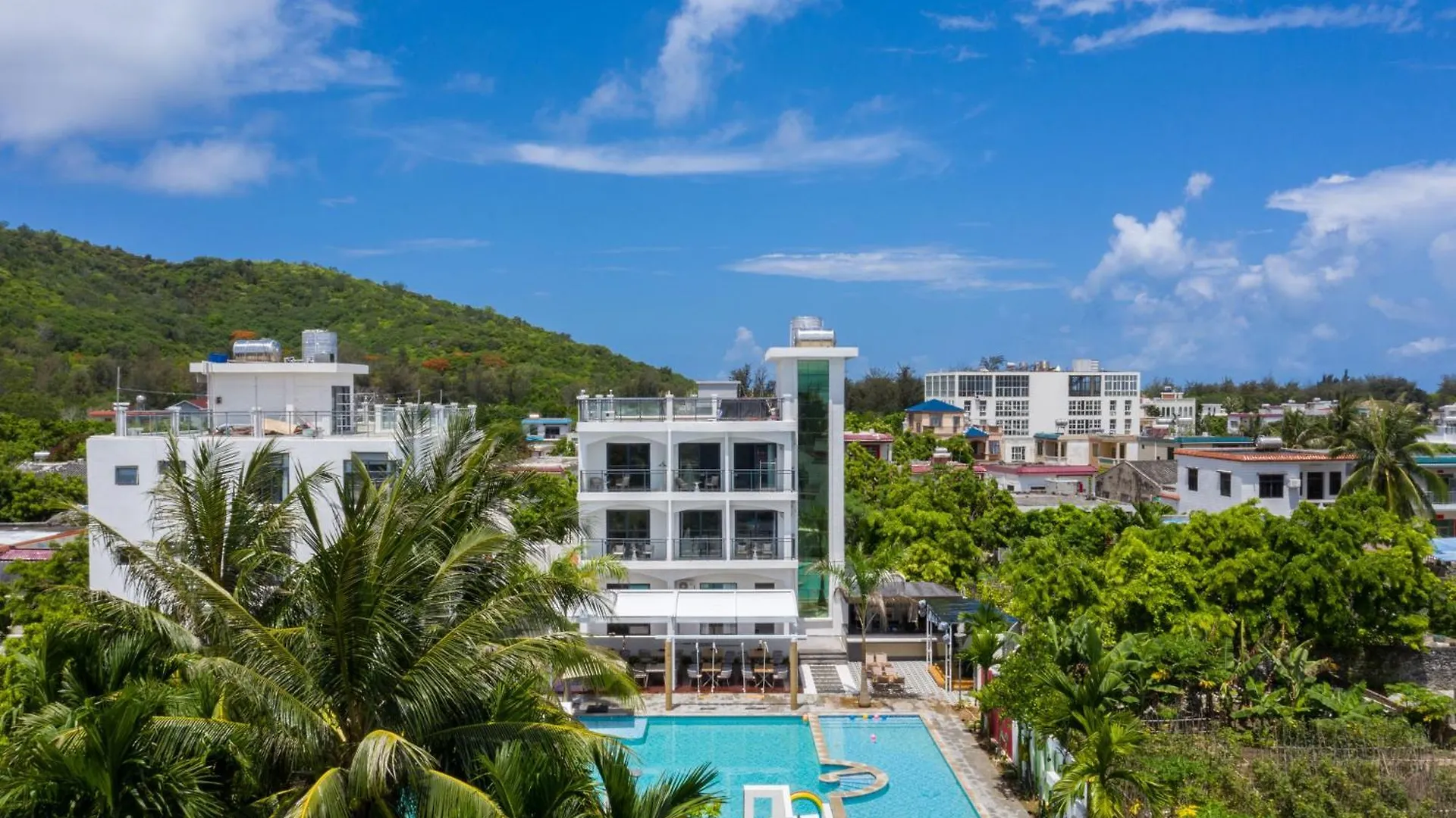 Sanya Haishi Swimming Pool Design Hotel 3*,