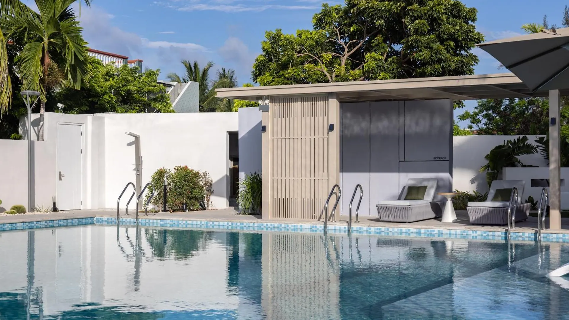 Sanya Haishi Swimming Pool Design Hotel